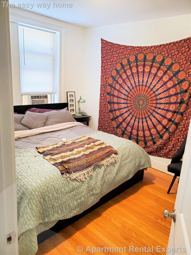 170 Maple St, Unit #111 in Malden, MA - Building Photo - Building Photo