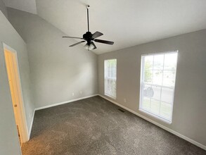 113 Longview Dr in Goodlettsville, TN - Building Photo - Building Photo