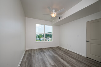 Apartments at Andover in Jefferson, LA - Foto de edificio - Interior Photo