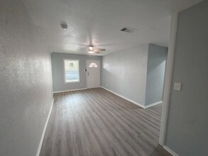 202 Margaret Lee St in Copperas Cove, TX - Foto de edificio - Building Photo