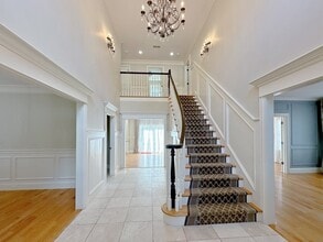 9 Vine St in Newton, MA - Building Photo - Building Photo