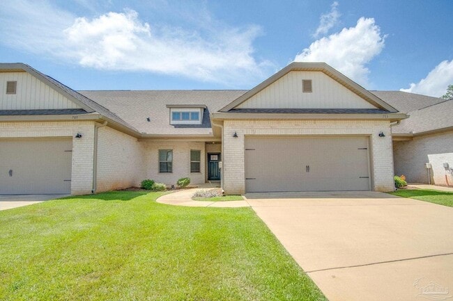 713 Brambling Ct