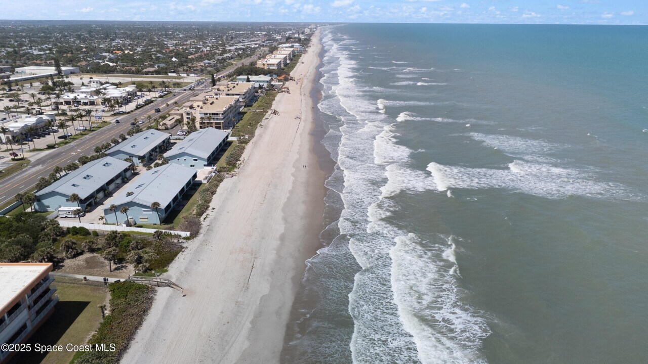 1923 Jimmy Buffett Mem Hwy in Indian Harbour Beach, FL - Building Photo