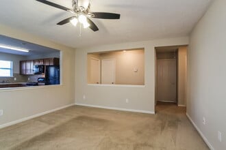 8107 Sanders Glen Ln in Humble, TX - Building Photo - Building Photo