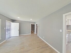 1117 N Mayfield Ave, Unit 1117 in San Bernardino, CA - Building Photo
