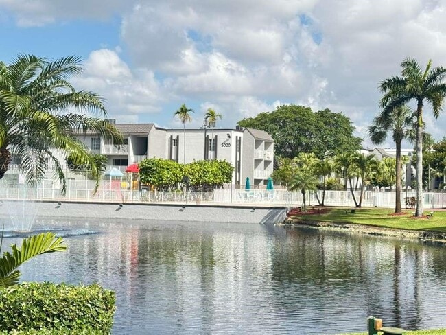 property at 5201 Geneva Ct