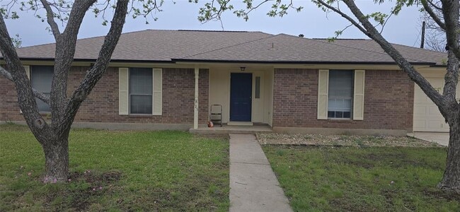 property at 125 Kelly Ln