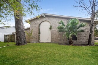 14606 Leacrest Dr in Houston, TX - Building Photo - Building Photo
