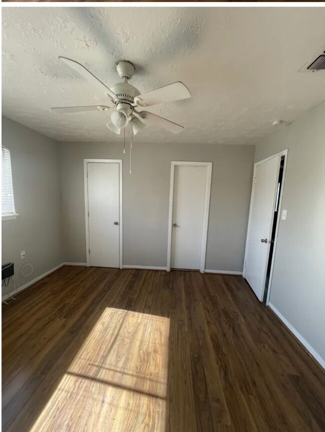 property at 1014 E 23rd St