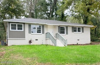 1957 Knightsbridge Rd in Macon, GA - Building Photo - Building Photo