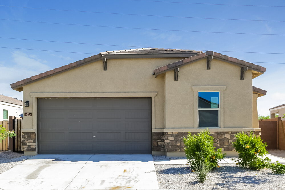23670 W Whyman Ave in Buckeye, AZ - Building Photo