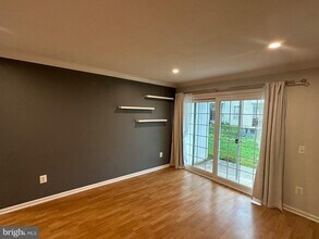 115 Prosperity Ave SE in Leesburg, VA - Building Photo - Building Photo