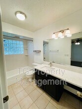 4112 Hollister Pl in Jacksonville, FL - Building Photo - Building Photo