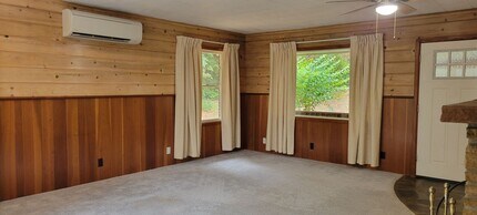 17900 NE Hillsboro Hwy in Newberg, OR - Building Photo - Building Photo