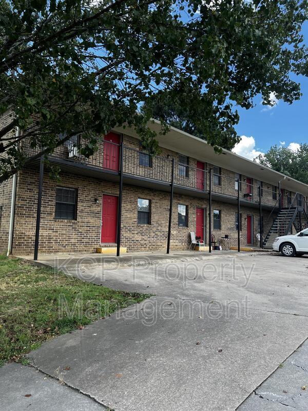 property at 340 W Dogwood St