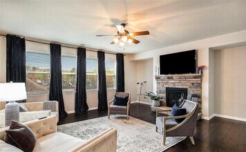 3217 Bowlin Dr in Fairburn, GA - Building Photo - Building Photo