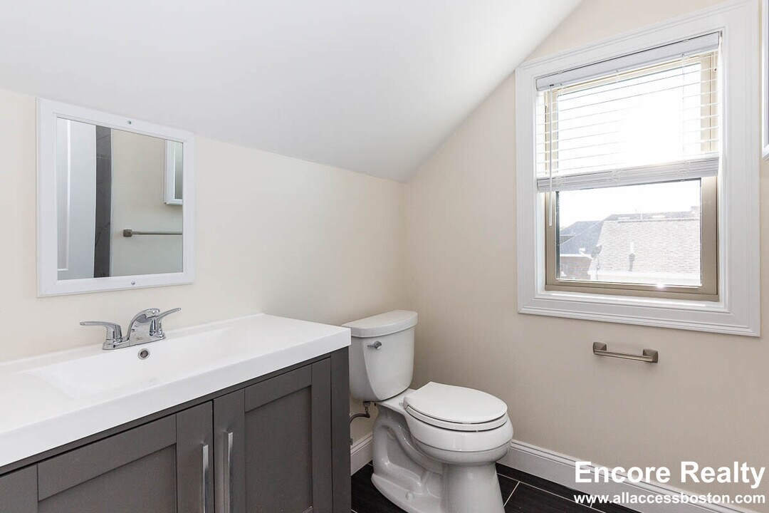 39 Harvard St in Medford, MA - Foto de edificio