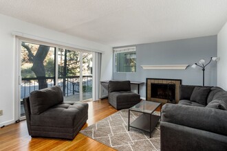 2700 Le Conte Ave in Berkeley, CA - Building Photo - Building Photo
