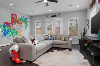 4202 Gillespie St in Houston, TX - Building Photo - Building Photo