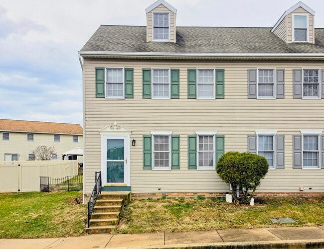 property at 160 Northwood Ct