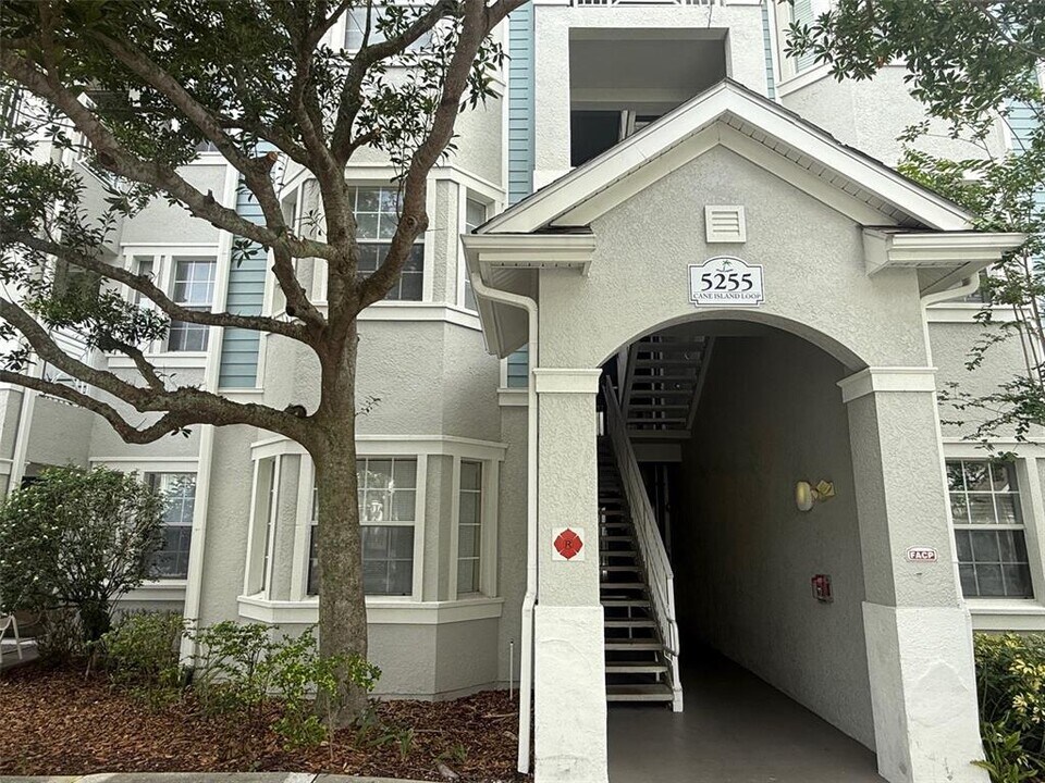 5255 Cane Island Loop in Kissimmee, FL - Building Photo