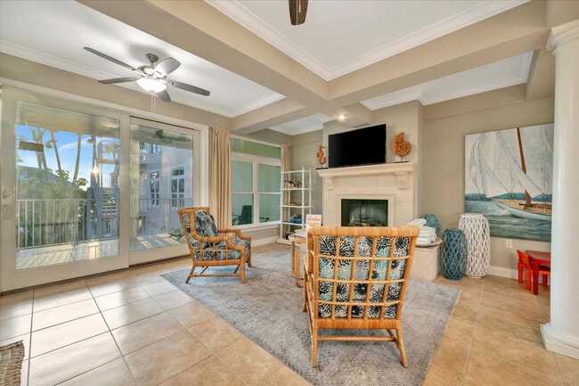 property at 6406 Gulf Dr