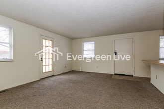 8266 Mt Mc Kinley in Dayton, OH - Building Photo - Building Photo