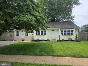 7 Todd Ln in Newark, DE - Building Photo - Building Photo