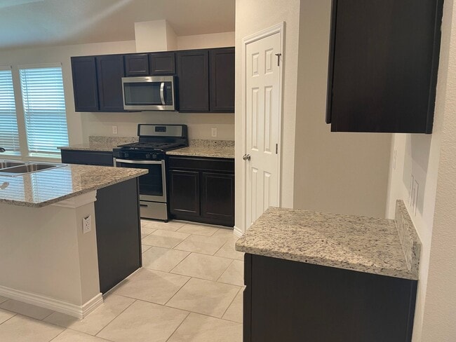 2338 Sky Crest Dr in Corpus Christi, TX - Building Photo - Building Photo
