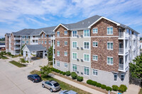 Harborside Commons in Kenosha, WI - Foto de edificio - Building Photo