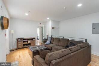 1629 Wallace St in Philadelphia, PA - Building Photo - Building Photo