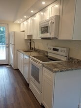 380 W Rose Tree Rd in Media, PA - Foto de edificio - Building Photo