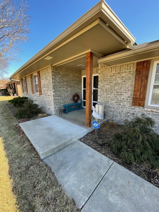 property at 5801 E Rockhill St