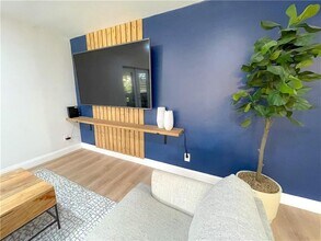 833 NW 30th St in Wilton Manors, FL - Building Photo - Building Photo