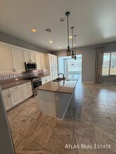 16961 W Holly St in Goodyear, AZ - Building Photo - Building Photo