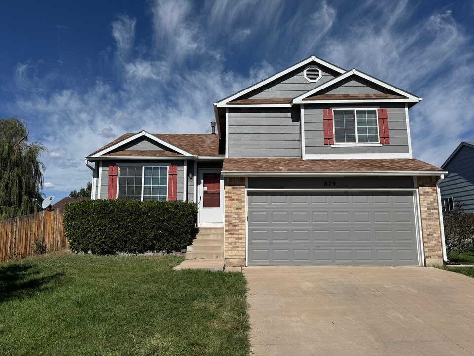 879 Barn Owl Dr in Fountain, CO - Building Photo