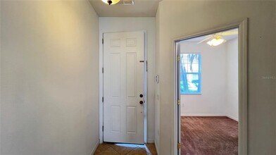 5215 Paradise Cay Cir in Kissimmee, FL - Building Photo - Building Photo