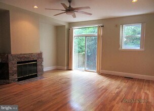 429 Fulton St in Philadelphia, PA - Building Photo - Building Photo