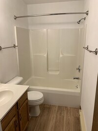 1480 Wayne St photo'