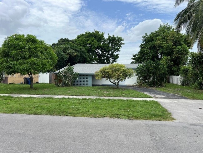 property at 4421 NW 33rd St
