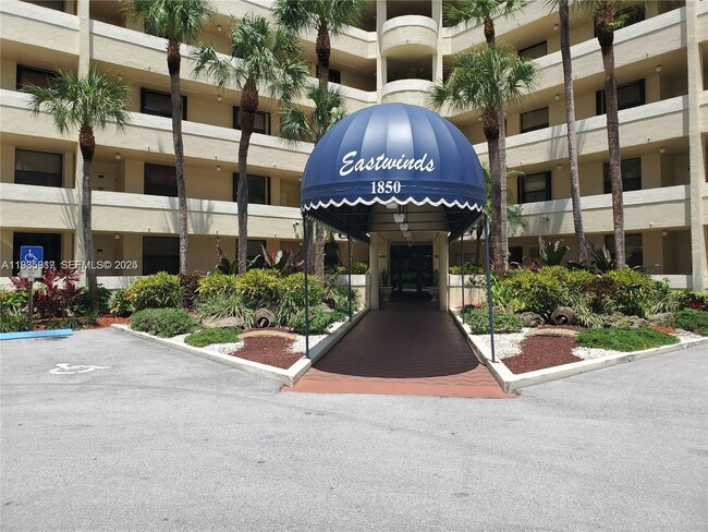 1850 Homewood Blvd in Delray Beach, FL - Building Photo - Building Photo