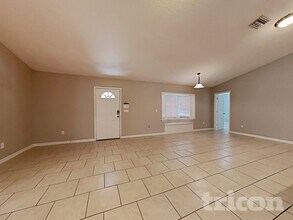 13210 Maple St in Odessa, FL - Foto de edificio - Building Photo