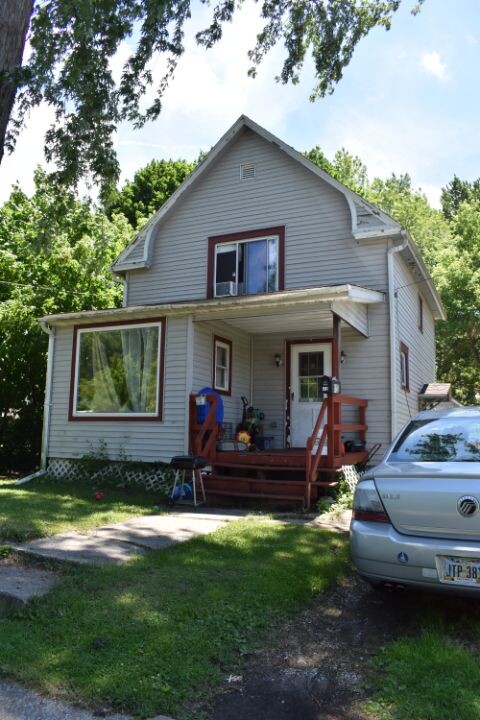 416 W 57th St in Ashtabula, OH - Building Photo