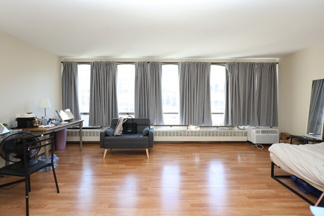 1401 E 55th St in Chicago, IL - Building Photo - Building Photo