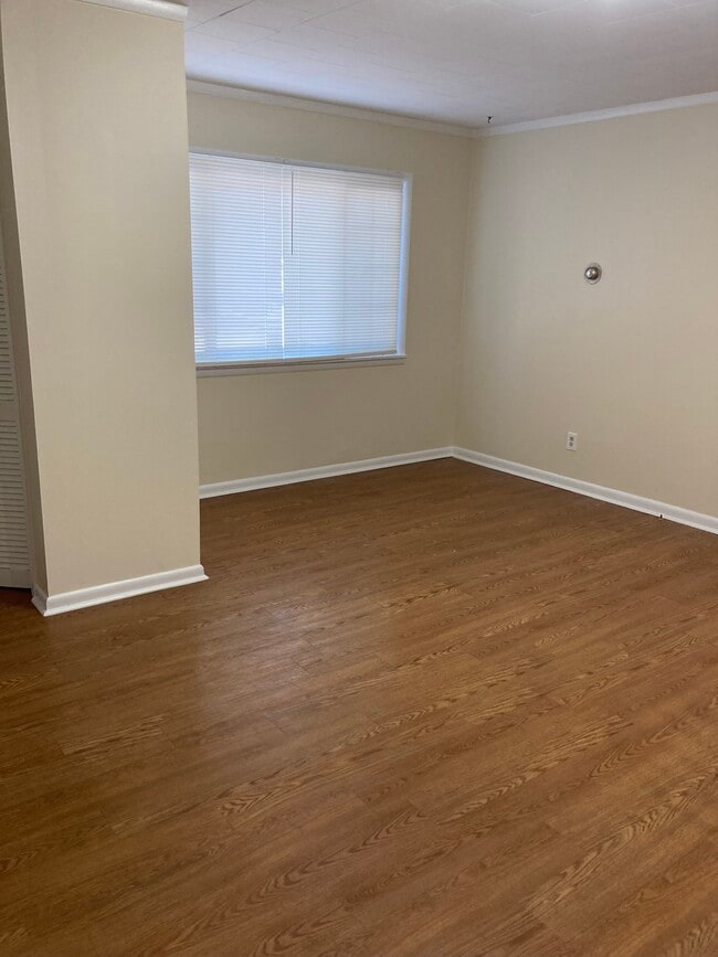 1142 Battery Avenue, Unit First Floor