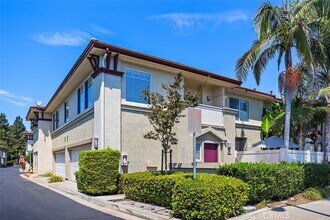 16 Mosaic in Aliso Viejo, CA - Building Photo - Building Photo
