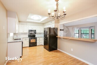 3201 SE 6th Ct in Blue Springs, MO - Building Photo - Building Photo