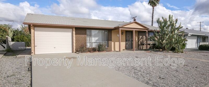 26160 Falsterbor Dr in Menifee, CA - Building Photo