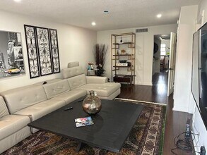 917 NE 16th Ave in Fort Lauderdale, FL - Building Photo - Building Photo