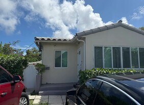 1830 Garfield St in Hollywood, FL - Building Photo